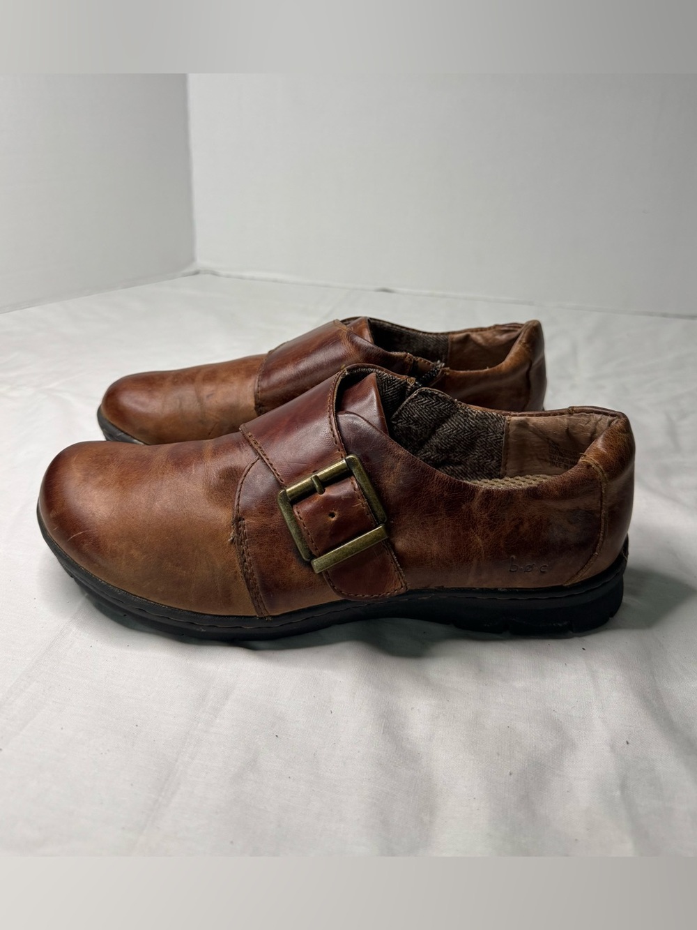 b.o.c. Women's Brown Leather Slip-On Loafers Size 7.5M